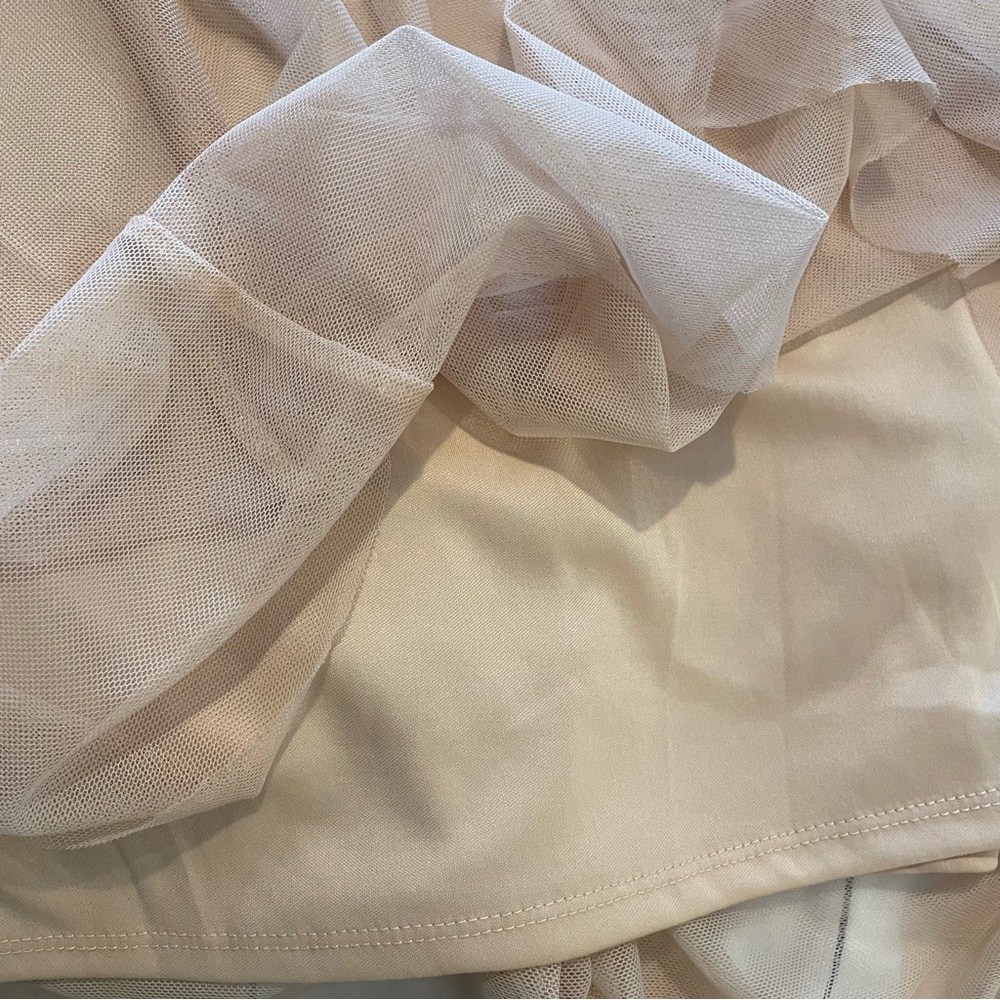 🌟HP🌟 Fire Los Angeles tulle skirt, medium - Picture 6 of 6